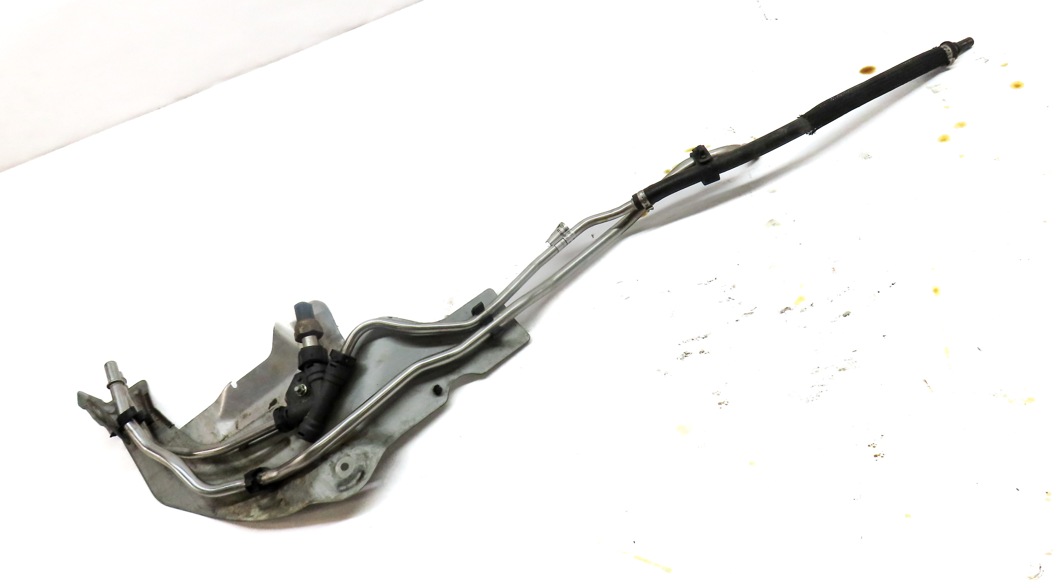 2010 LAND ROVER LR4 (L319) 5.0L NON SUPER ENGINE FUEL FEED VAPOR LINE — exact item pictured